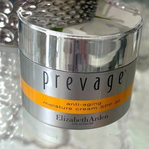 Elizabeth Arden New Prevage day Cream anti aging